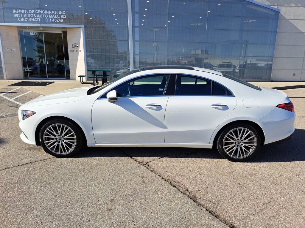 Used 2022 Mercedes-Benz CLA 250 image 2