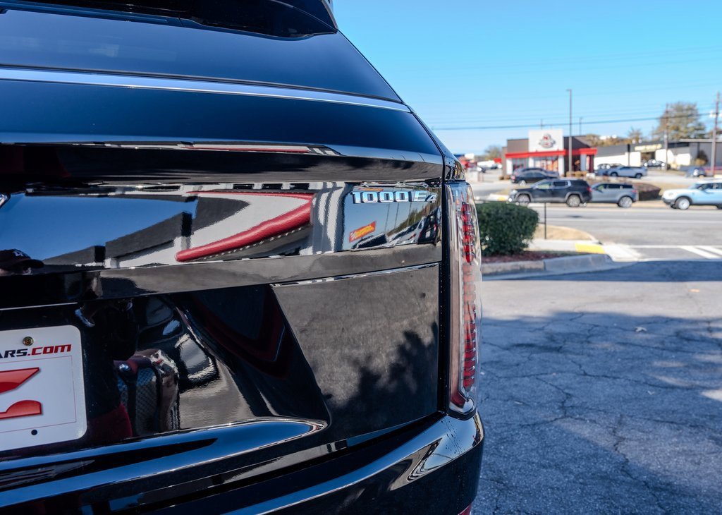 Used 2025 Cadillac Escalade IQ Luxury 2 image 30