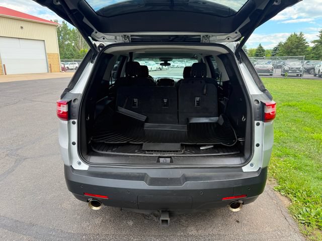 Used 2018 Chevrolet Traverse LT AWD/4WD image 3