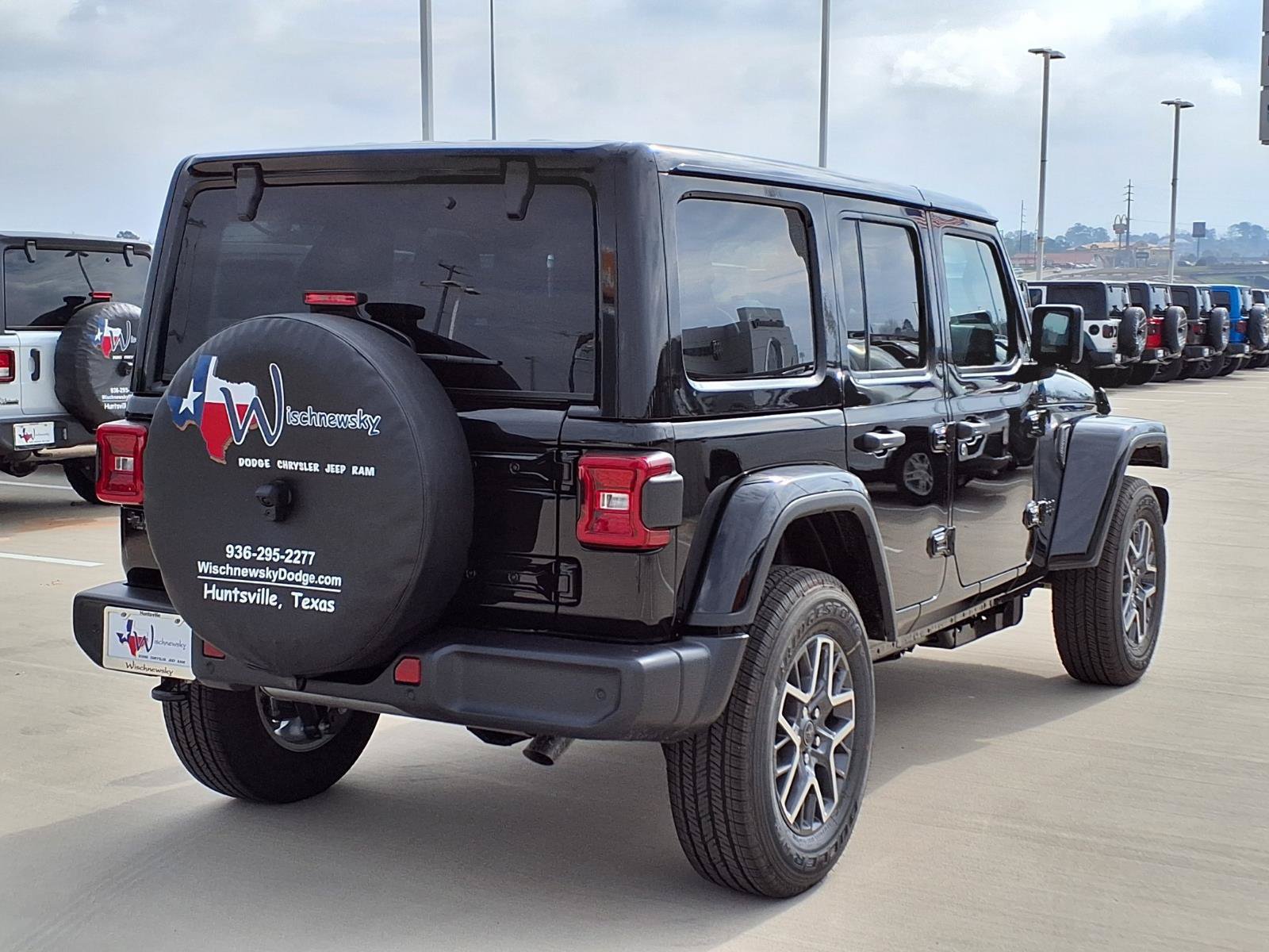 New 2026 Jeep Wrangler Unlimited Sahara w/ Safety Group AWD/4WD image 6