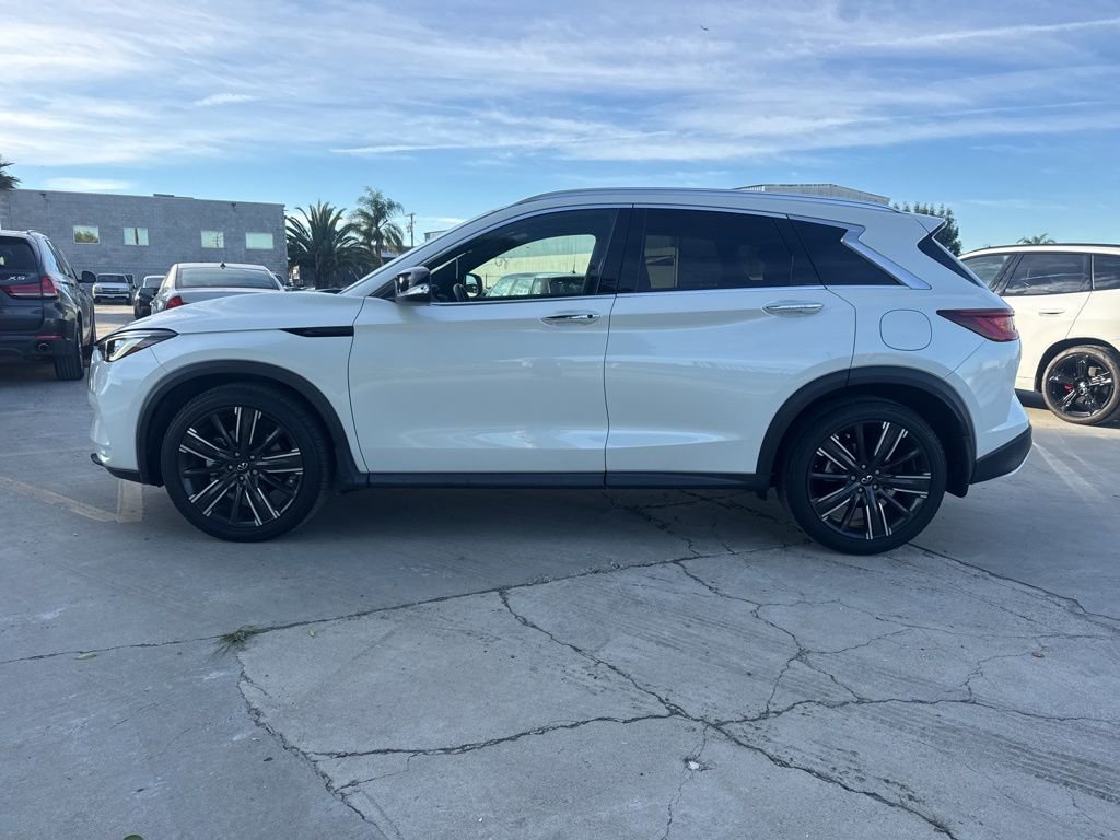 Used 2022 INFINITI QX50 Luxe w/ Appearance Package image 2