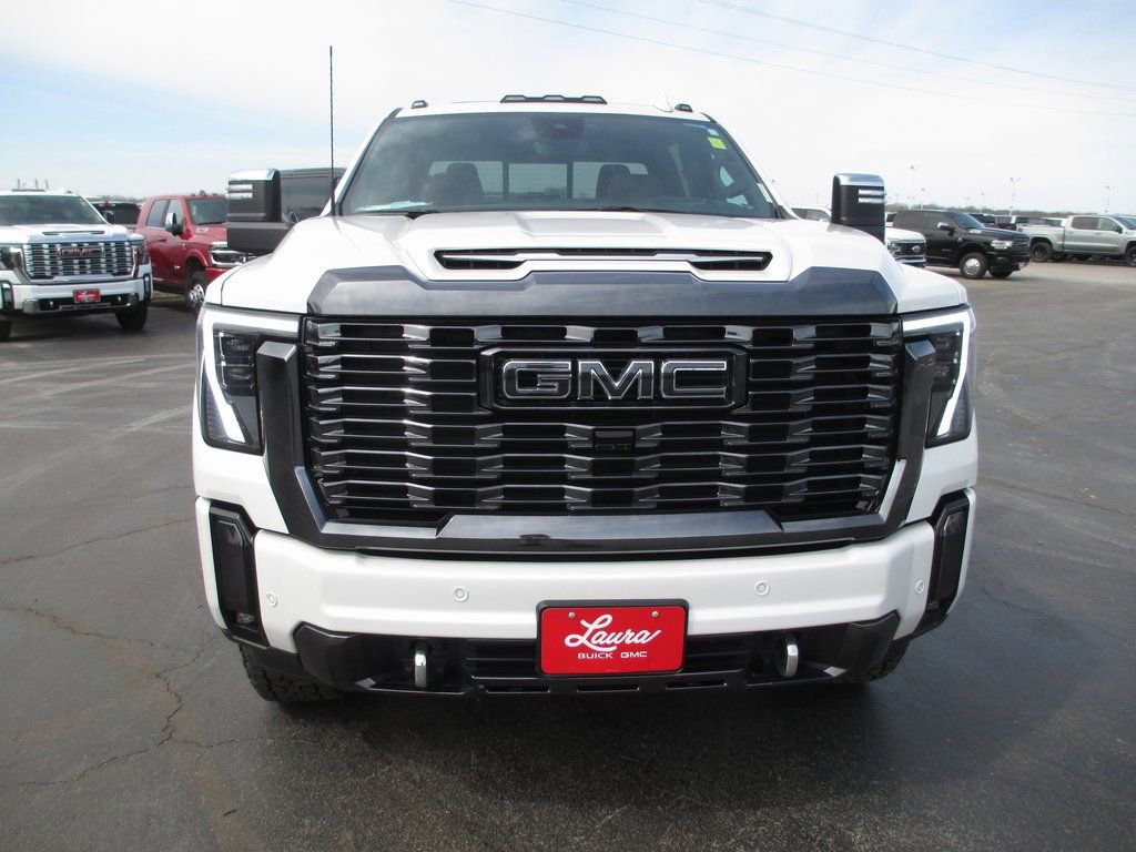 Used 2024 GMC Sierra 2500 Denali Ultimate w/ Max Trailering Package image 14