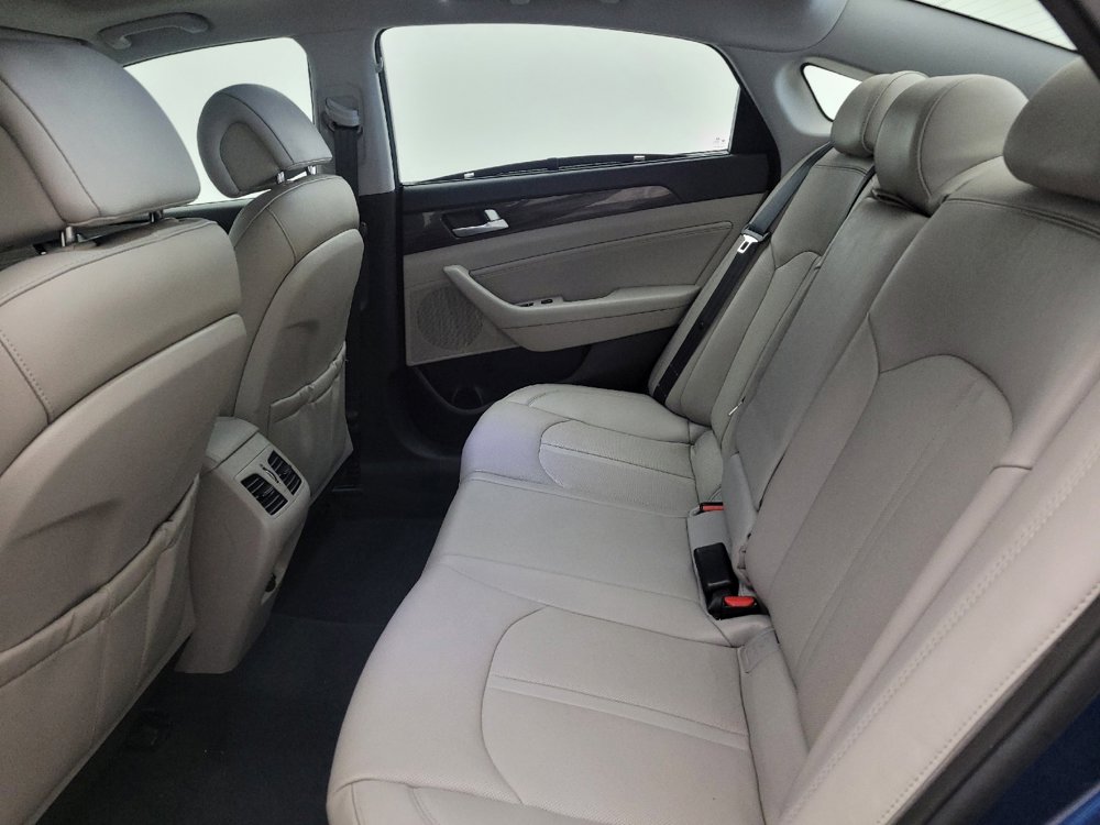 Used 2015 Hyundai Sonata Limited w/ Option Group 05 FWD image 18