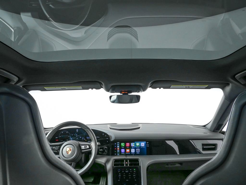 Certified 2022 Porsche Taycan 4S image 18