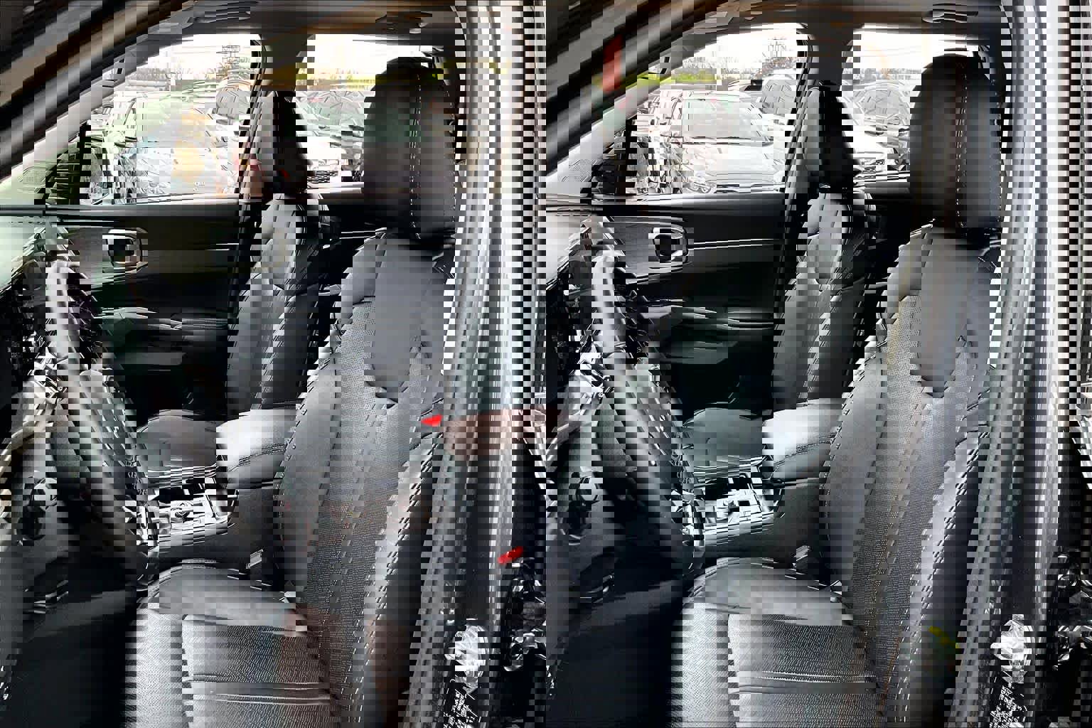 Used 2022 Kia Sorento EX w/ Panoramic Sunroof Package image 8