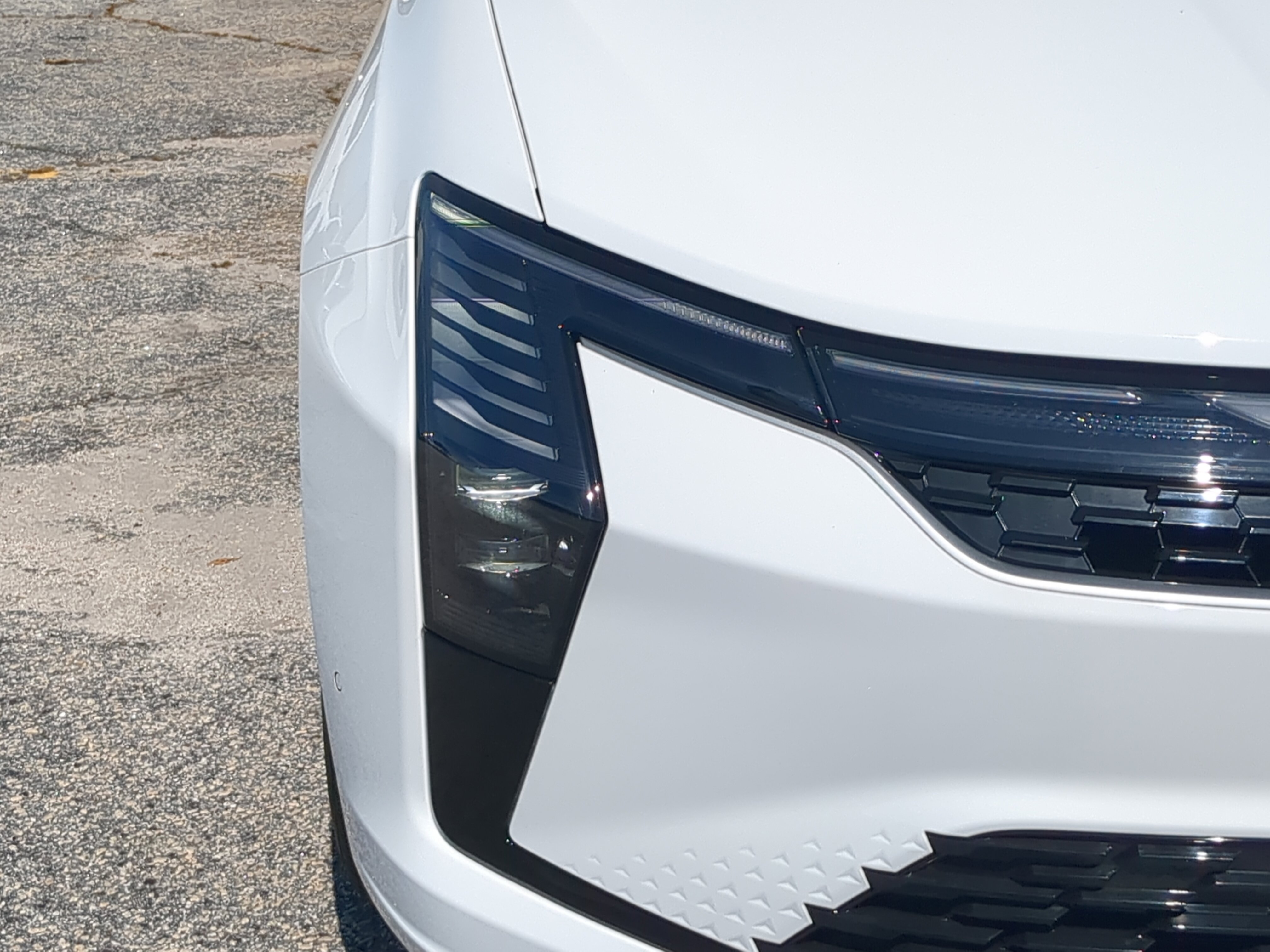 New 2027 Chrysler Pacifica Limited FWD image 8
