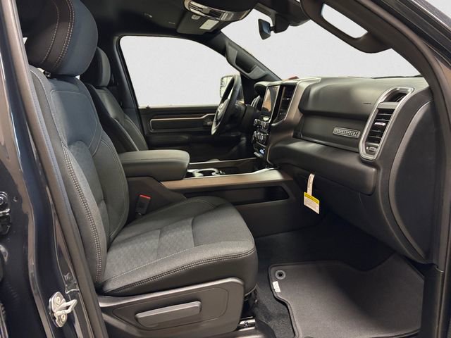 New 2026 RAM 1500 4x4 Crew Cab image 16