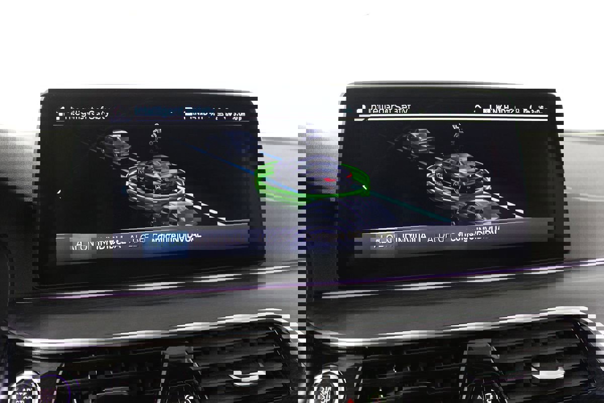 Used 2023 BMW 530e 530e w/ M Sport Package image 21