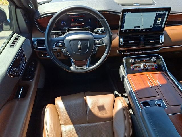 Certified 2023 Lincoln Navigator L Reserve AWD/4WD image 11