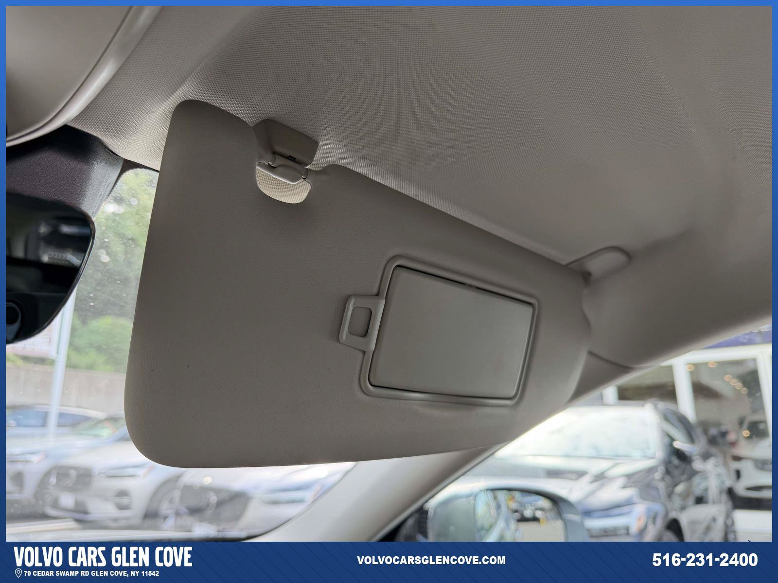 Used 2021 Volvo XC60 T5 Momentum AWD/4WD image 30