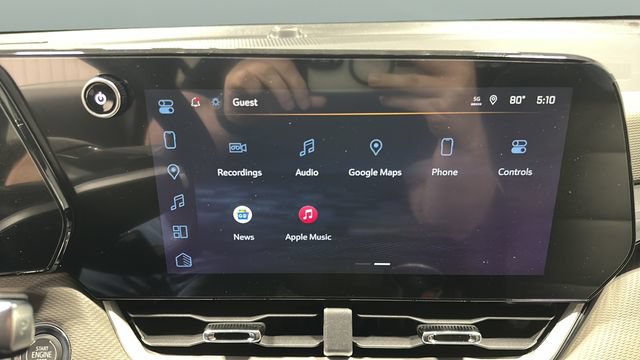 New 2027 Chevrolet Equinox LT w/ Convenience Package II FWD image 20