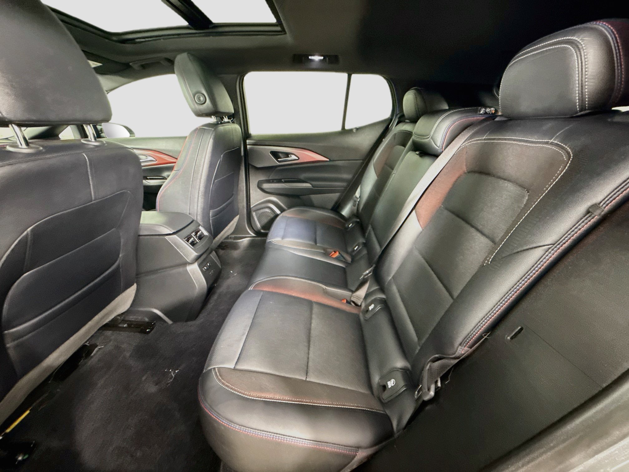 Used 2025 Chevrolet Equinox EV RS w/ Convenience Package II FWD image 27