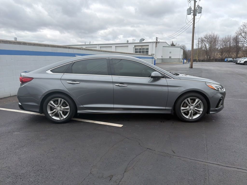 Used 2019 Hyundai Sonata Limited w/ Cargo Package image 6