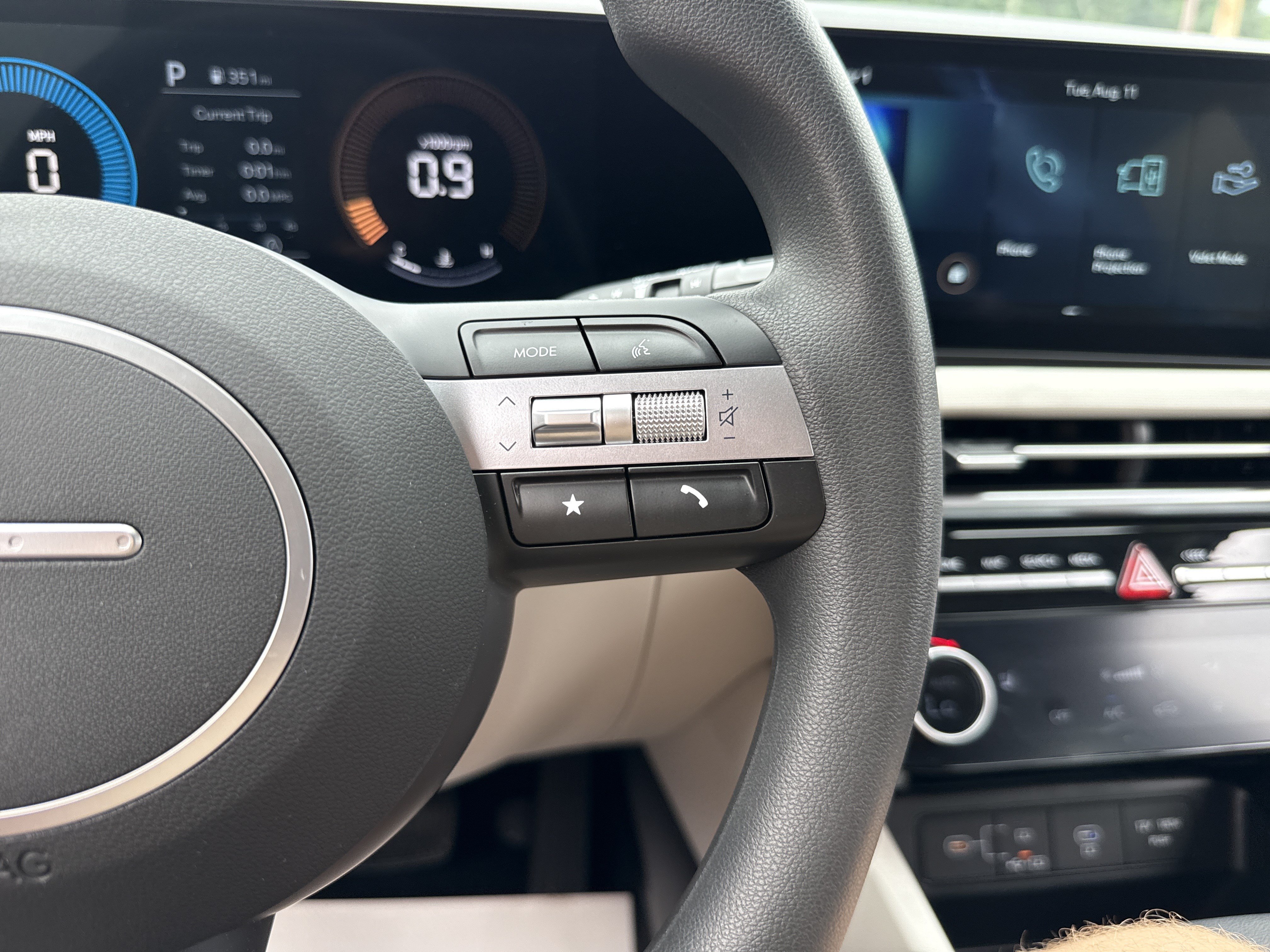 New 2026 Hyundai Tucson SEL AWD/4WD image 13