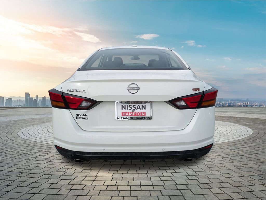 Certified 2023 Nissan Altima 2.5 SR image 6