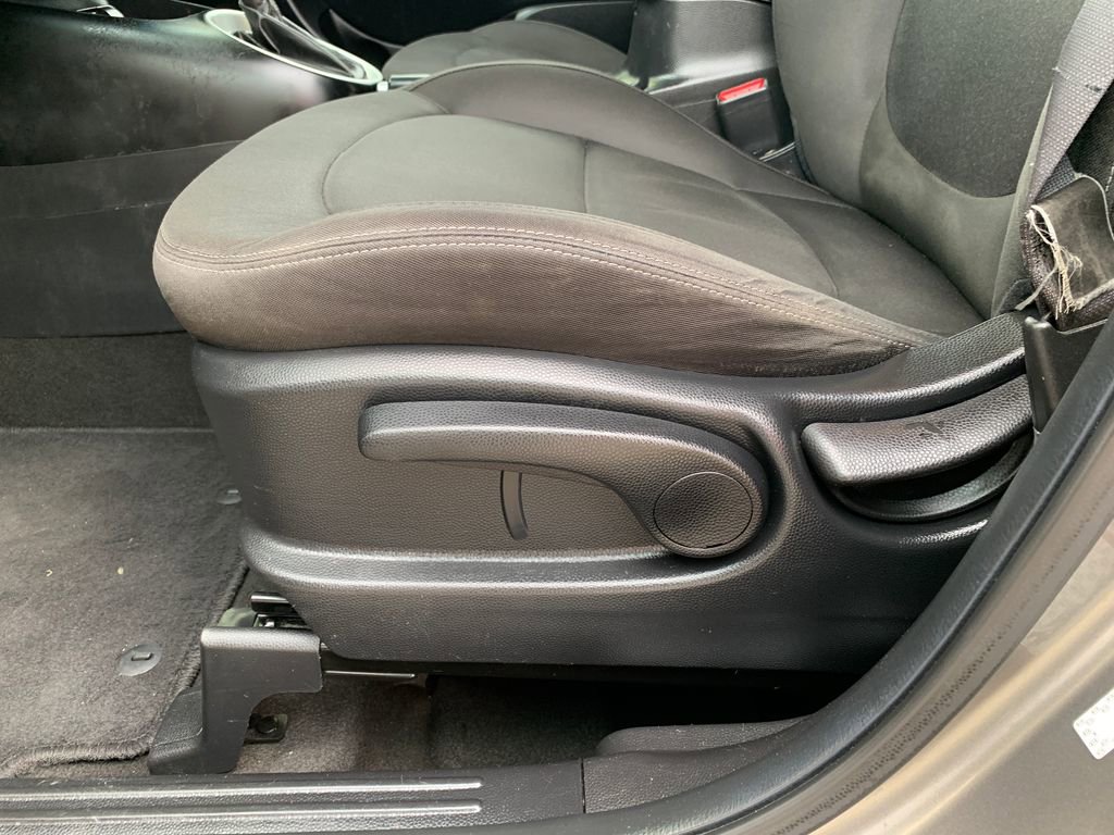 Used 2017 Kia Soul w/ Convenience Package image 19