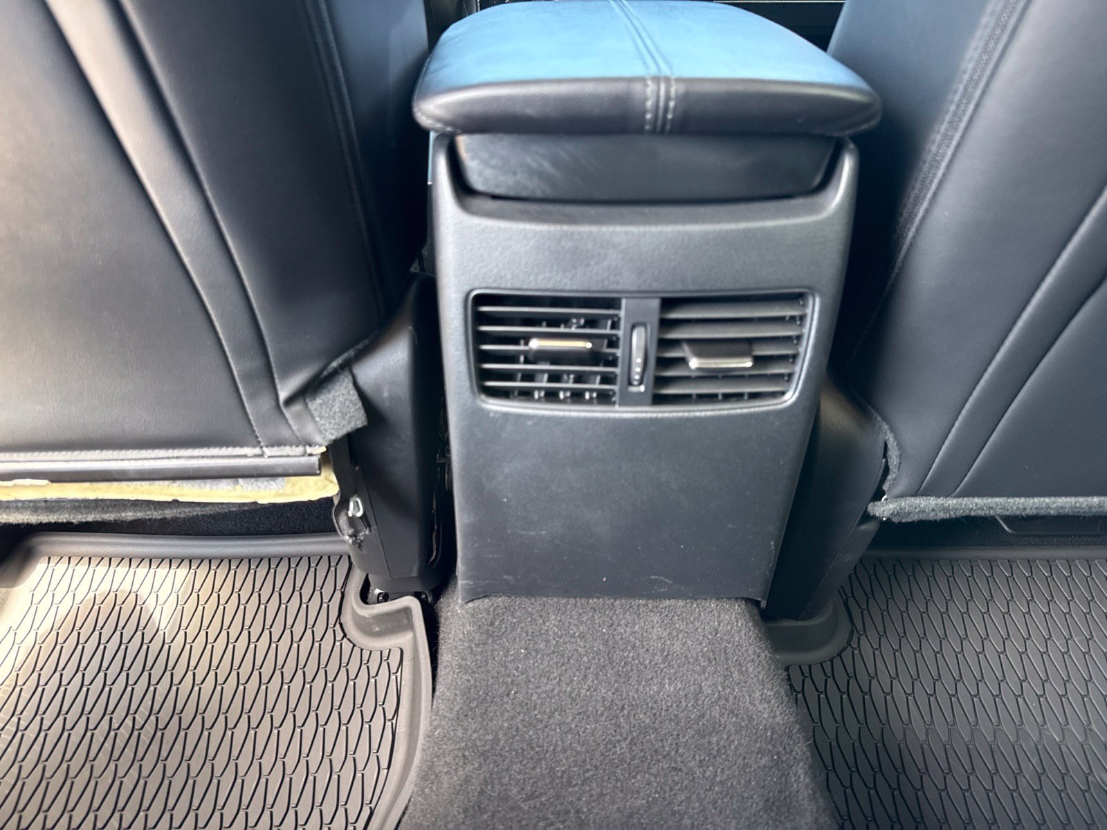 Certified 2025 MAZDA CX-30 AWD 2.5 S w/ Preferred Package image 19