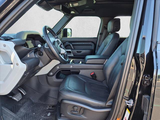 Used 2022 Land Rover Defender 110 XS Edition AWD/4WD image 16