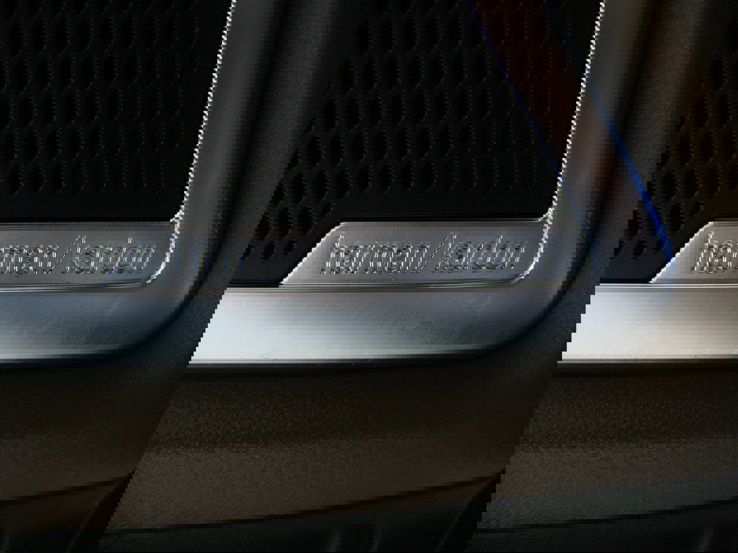 Certified 2022 Kia Telluride SX w/ SX Prestige Package image 18