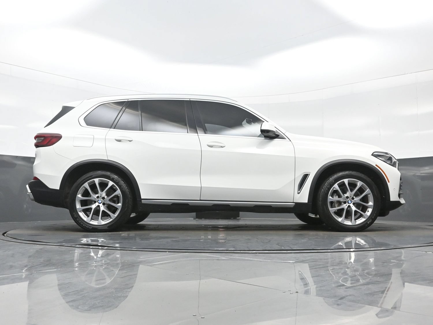 Used 2023 BMW X5 sDrive40i w/ Premium Package RWD image 37