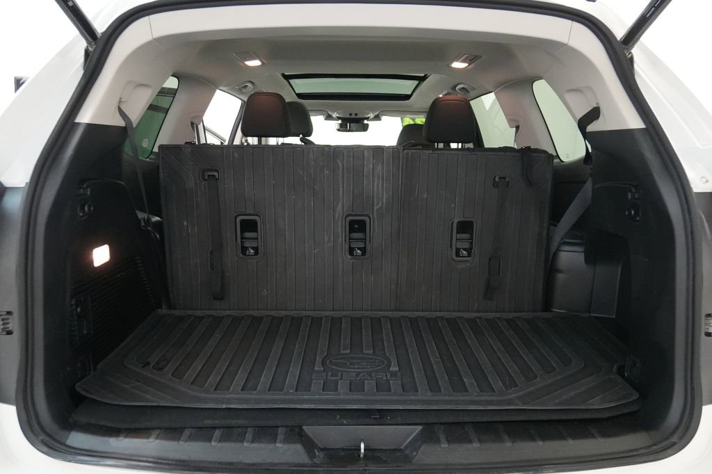 Used 2024 Subaru Ascent Onyx Edition image 27