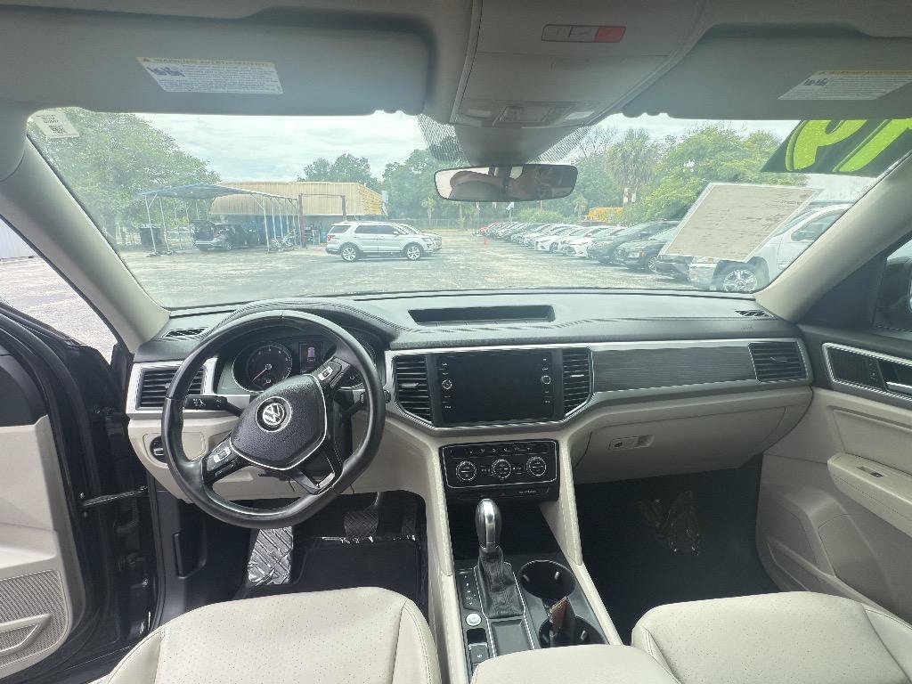 Used 2019 Volkswagen Atlas SE w/ Towing Package FWD image 8