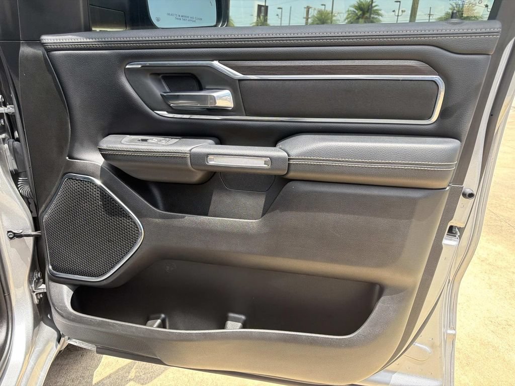 Used 2025 RAM 1500 Laramie w/ Laramie Southwest Edition AWD/4WD image 18