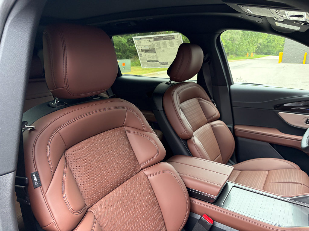 New 2026 Lincoln Nautilus Reserve AWD/4WD image 31