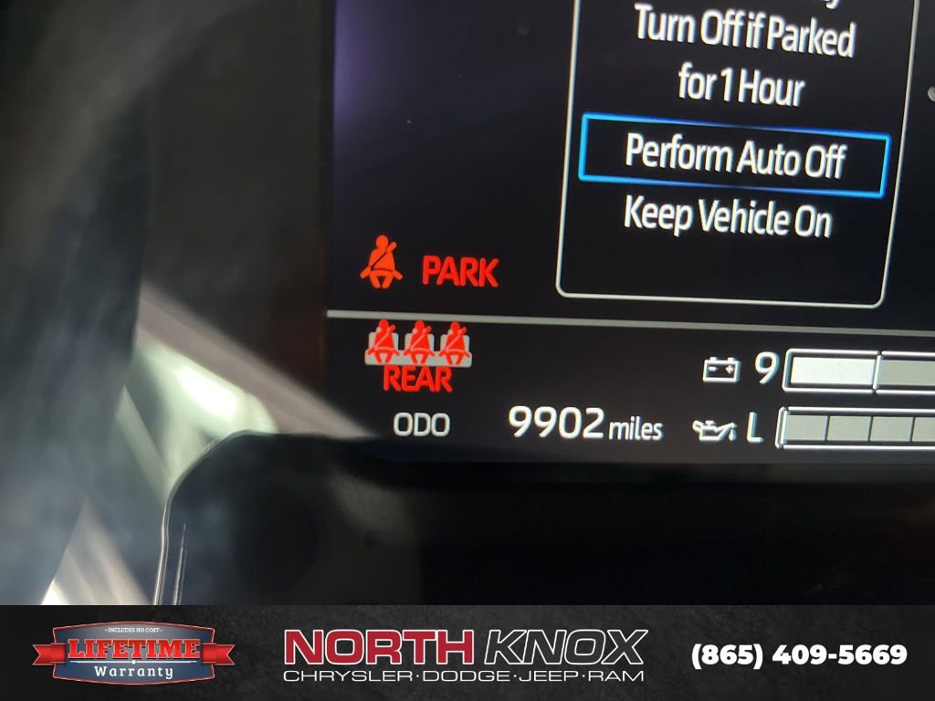 Used 2025 Toyota Tundra Platinum image 33