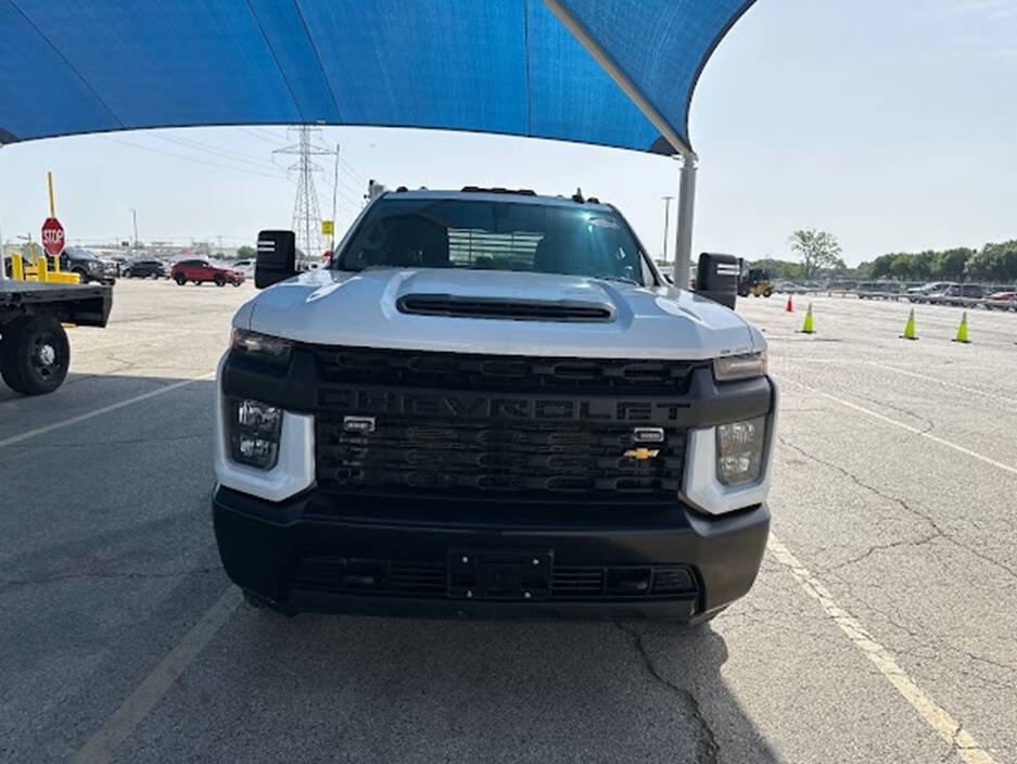 Used 2023 Chevrolet Silverado 3500 W/T w/ WT Convenience Package AWD/4WD image 4