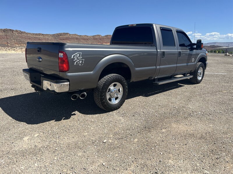 Used 2011 Ford F250 XLT w/ XLT Premium Pkg image 3