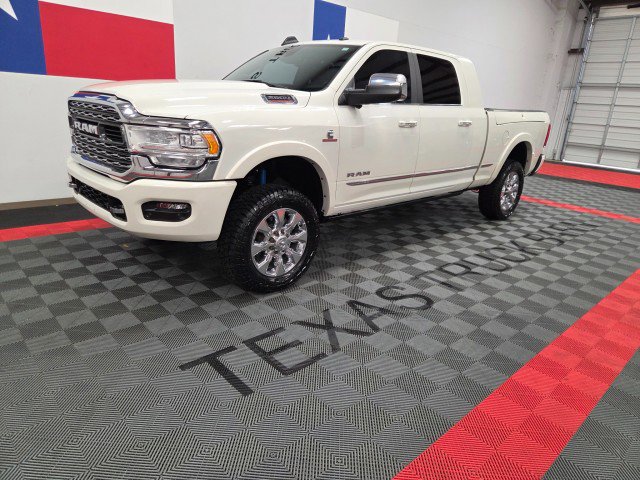Used 2020 RAM 2500 Limited AWD/4WD image 2
