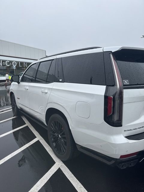 Used 2023 Cadillac Escalade V w/ Heavy-Duty Trailer Package image 7