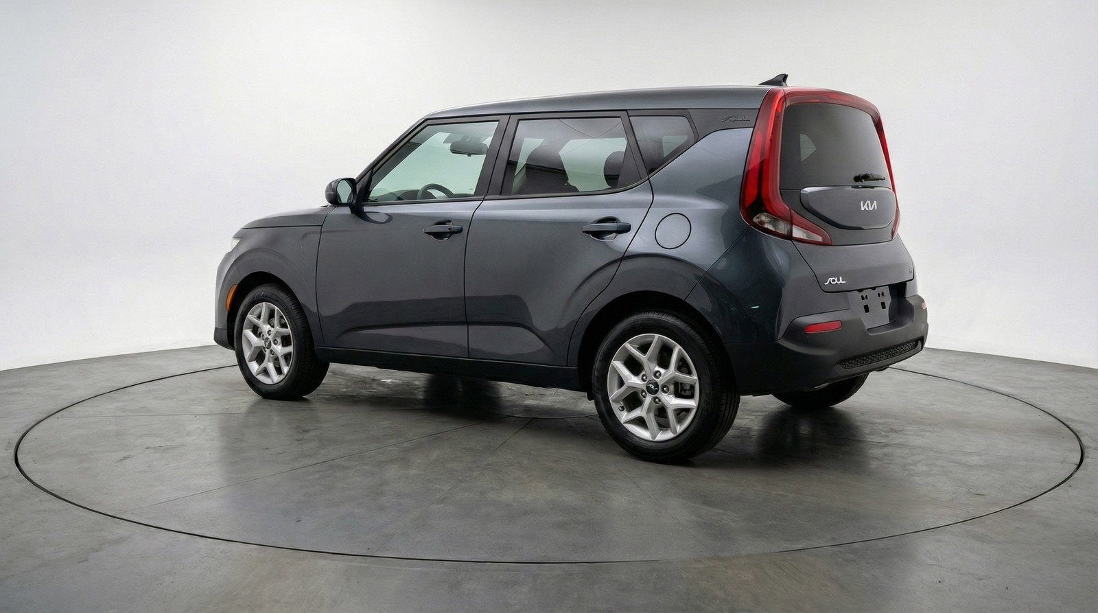 Used 2025 Kia Soul LX w/ LX Technology Package image 6