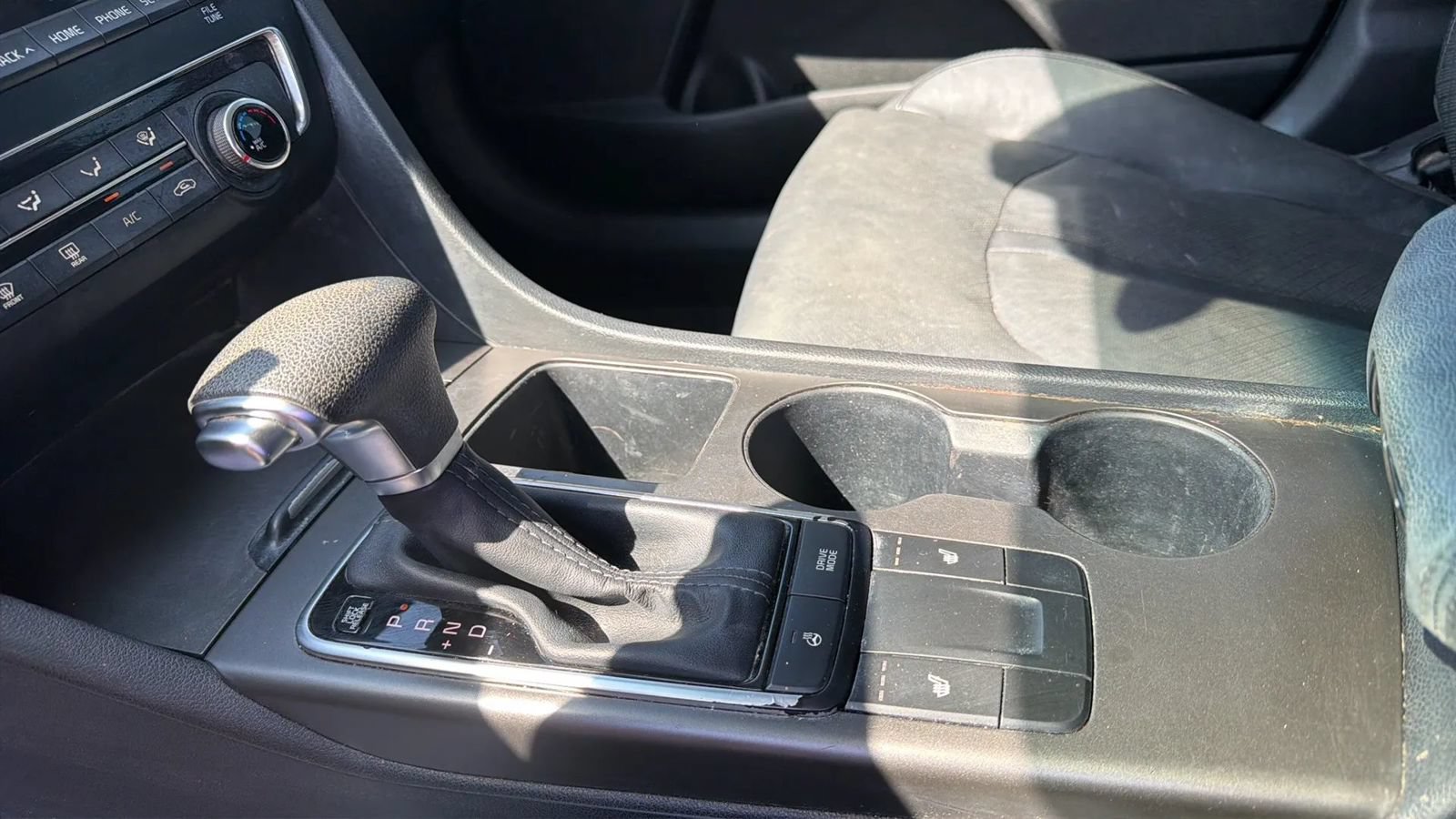 Used 2020 Kia Optima SE FWD image 22