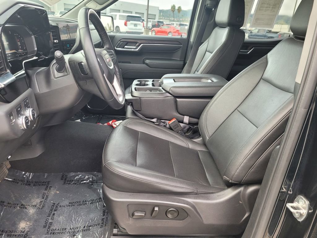 Used 2024 GMC Sierra 1500 SLT image 15