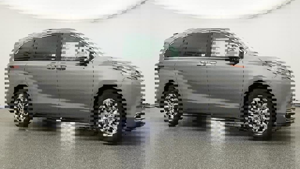 New 2026 Toyota Sienna Limited image 28