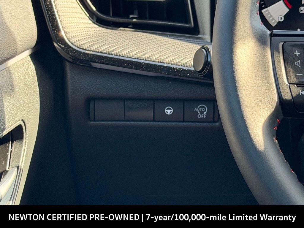 Used 2025 Nissan Kicks SR FWD image 31