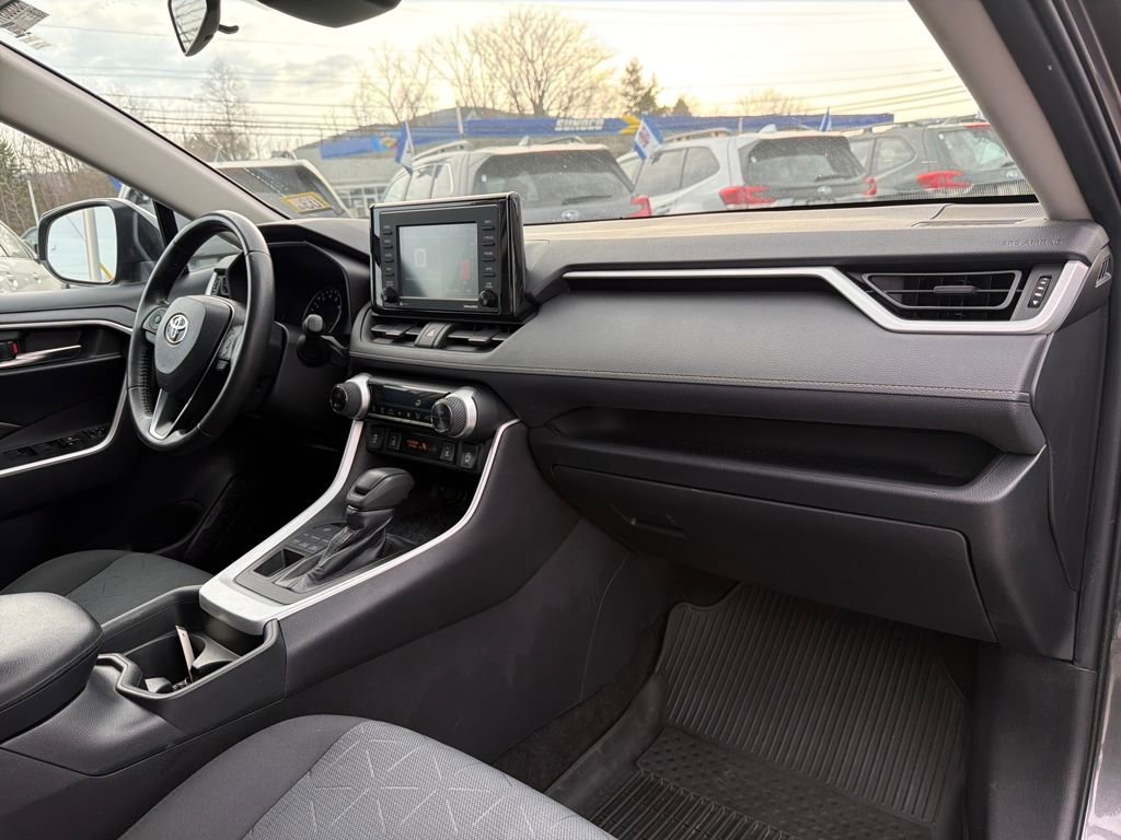 Used 2020 Toyota RAV4 XLE w/ Convenience Package AWD/4WD image 38