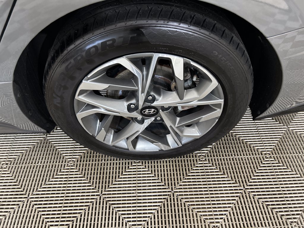 Used 2022 Hyundai Sonata SEL w/ Convenience Package FWD image 10