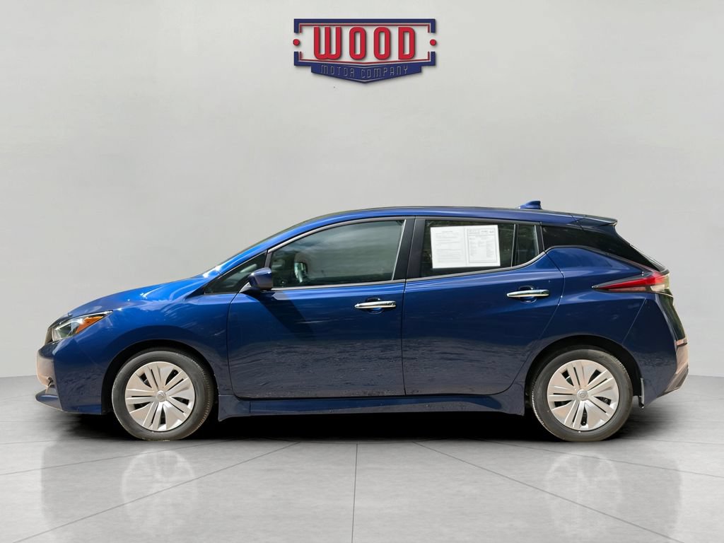 Used 2025 Nissan Leaf S FWD image 4
