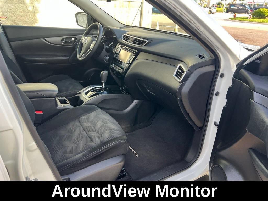 Used 2016 Nissan Rogue SV w/ SV Premium Package AWD/4WD image 11