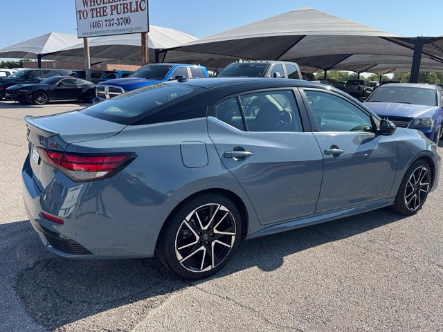 Used 2025 Nissan Sentra SR FWD image 6