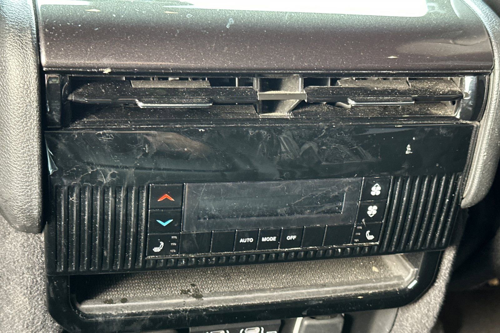 Used 2023 Jeep Wagoneer 4WD w/ Convenience Group I image 42