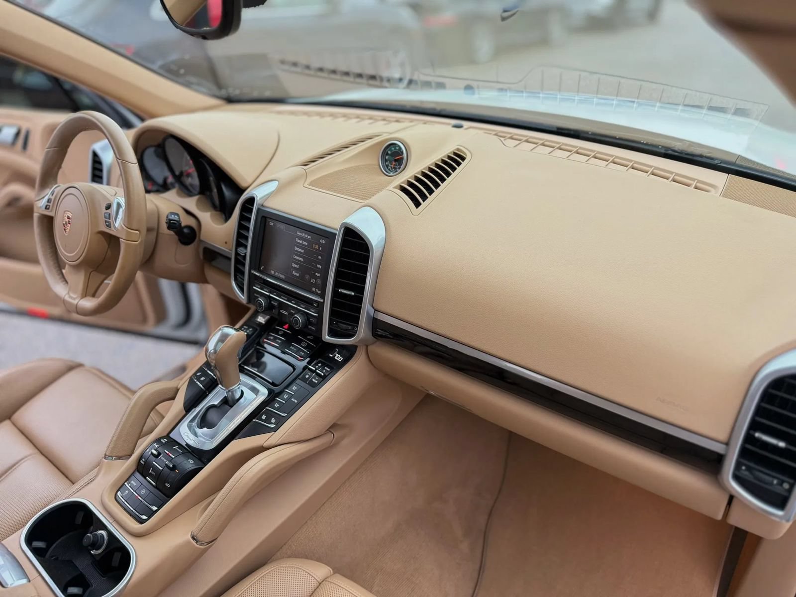 Used 2014 Porsche Cayenne S AWD/4WD image 47