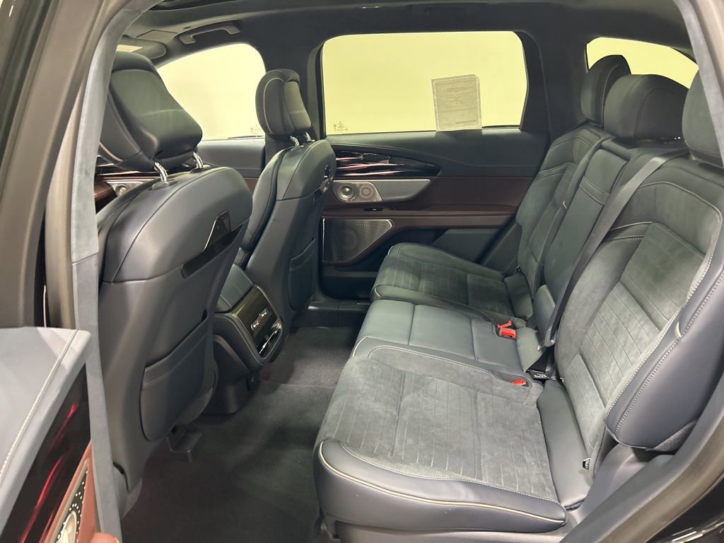 New 2026 Lincoln Nautilus Black Label image 28