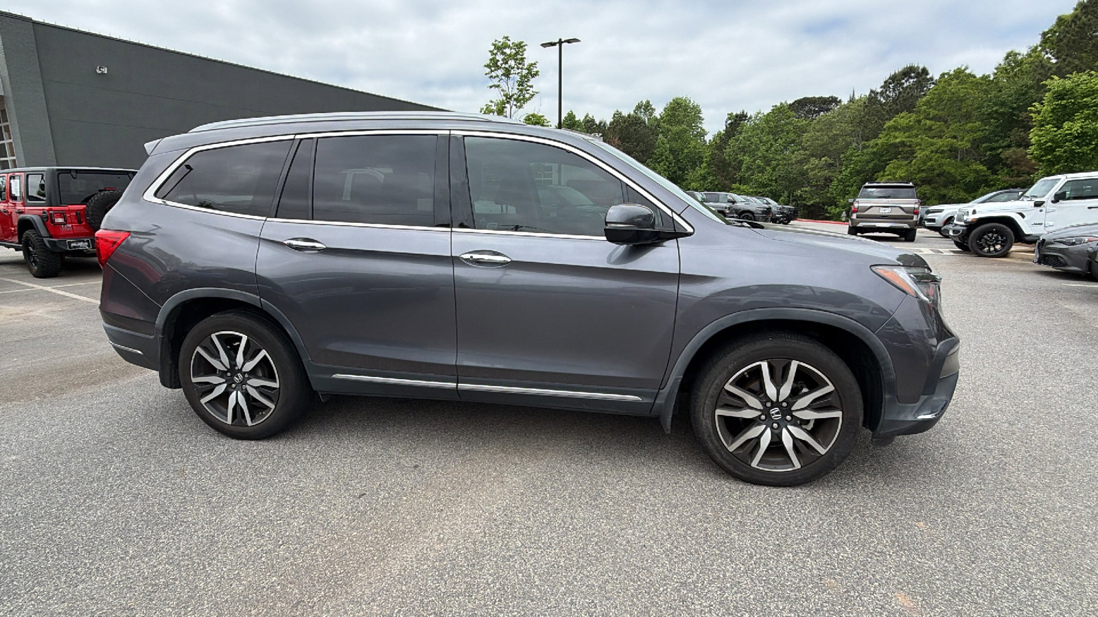 Used 2021 Honda Pilot Touring image 7