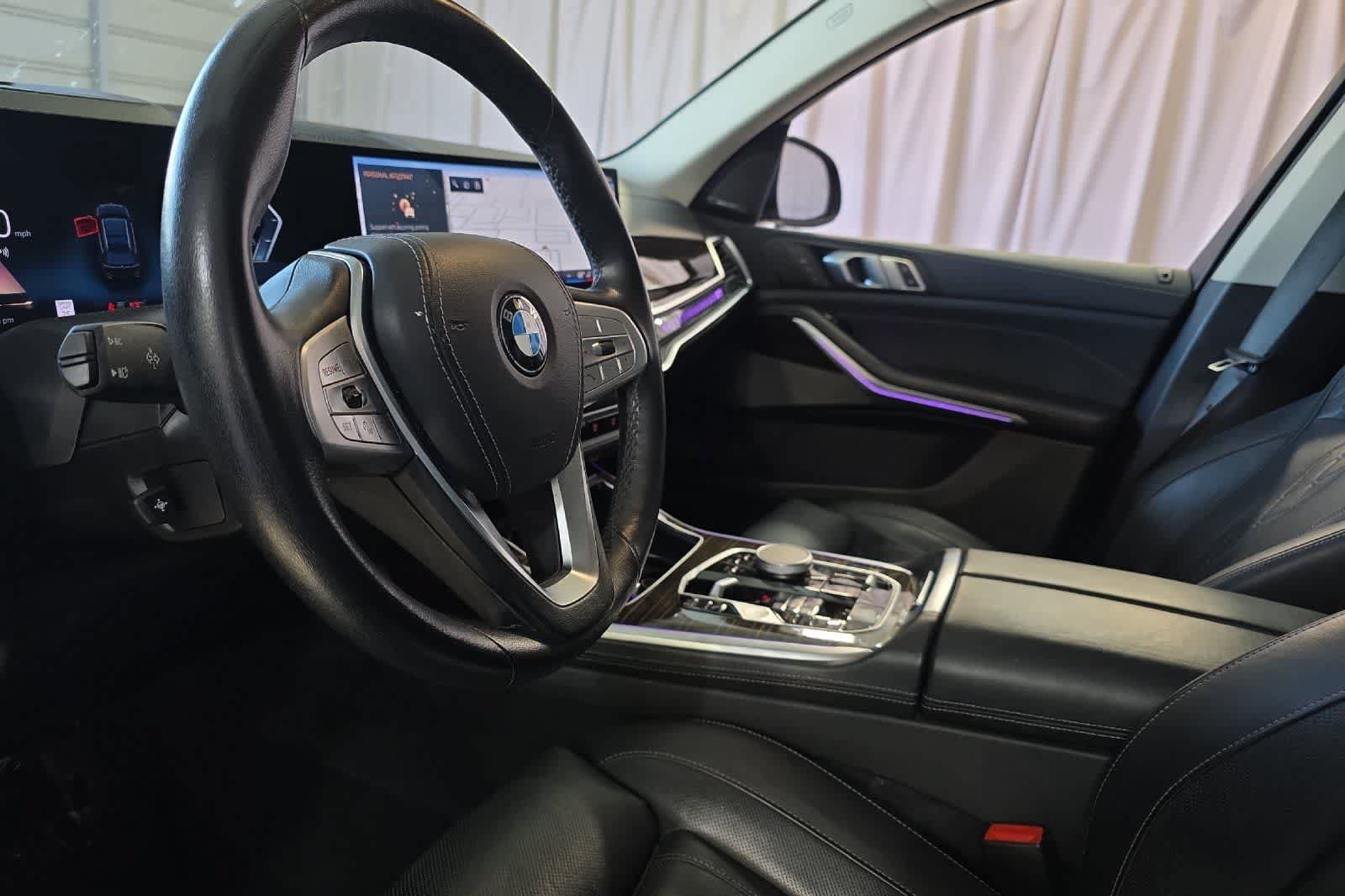 Used 2025 BMW X7 xDrive40i AWD/4WD image 14