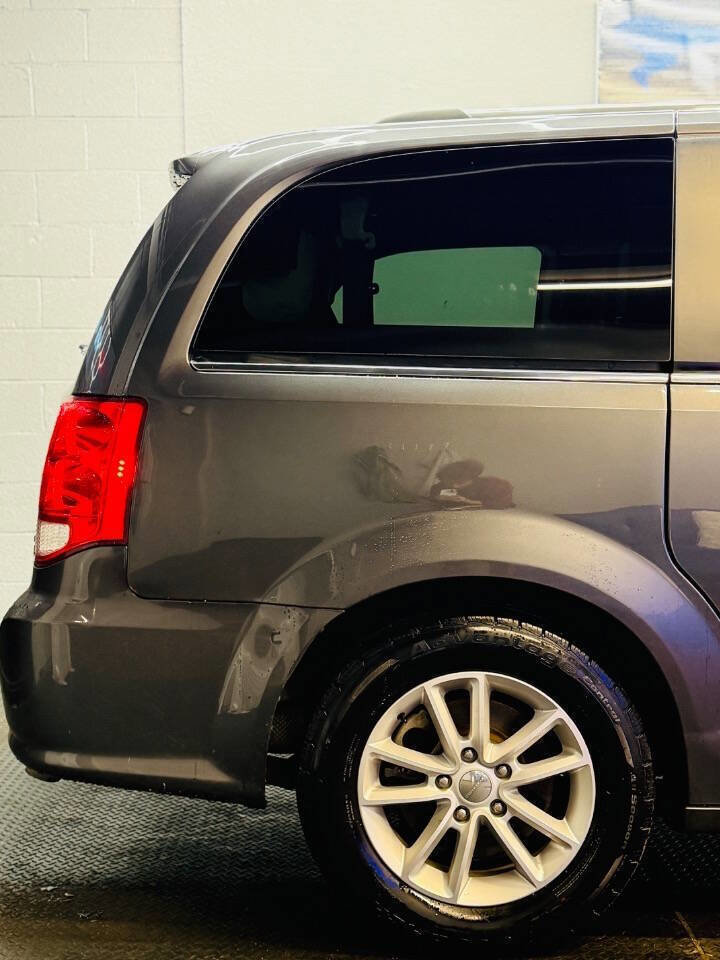 Used 2019 Dodge Grand Caravan GT FWD image 7