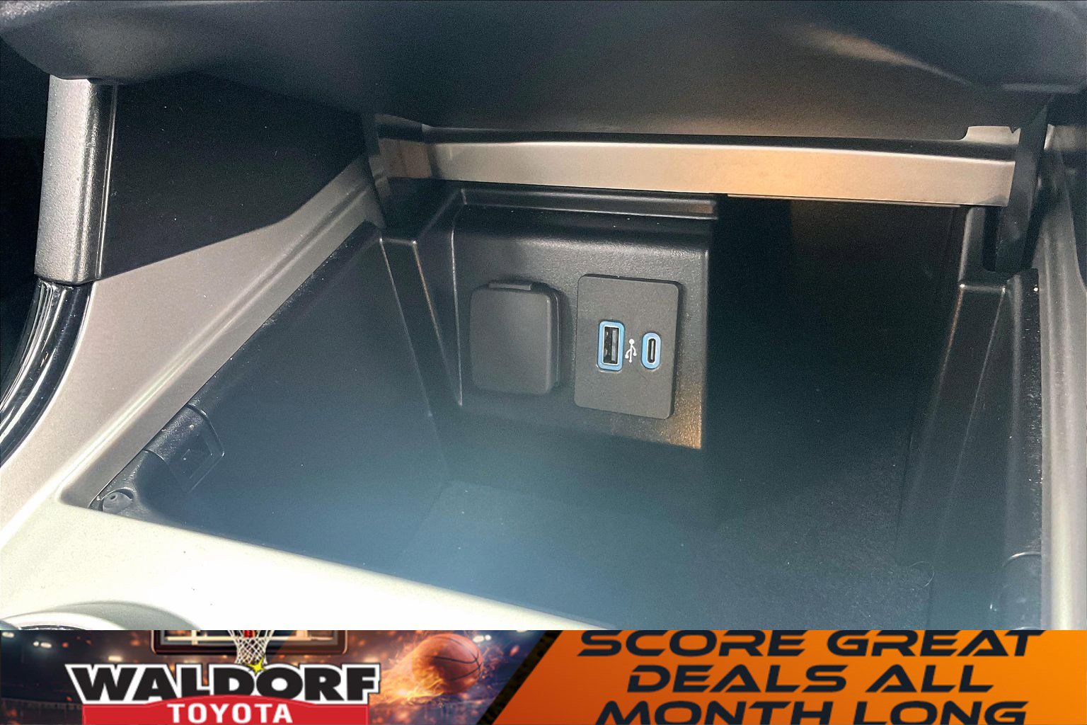 Used 2022 Ford Explorer ST w/ Equipment Group 401A image 40